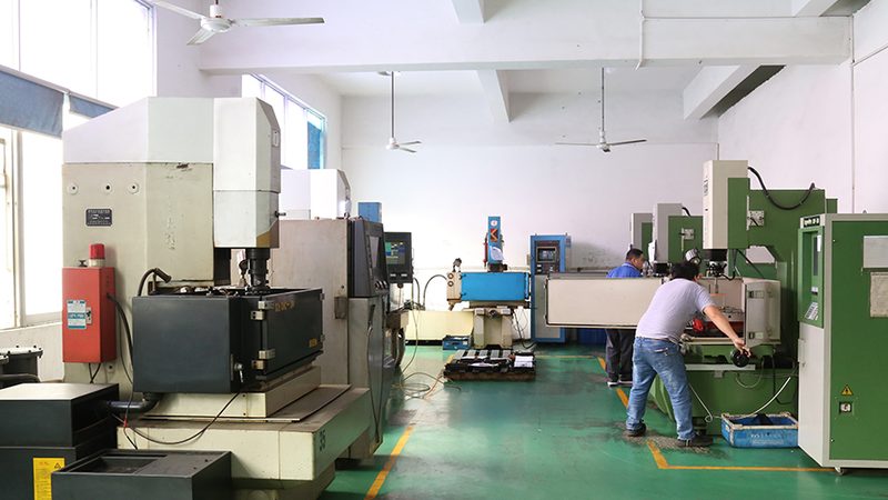 压铸模具设计参数优化：揭秘提升效率与精度的关键